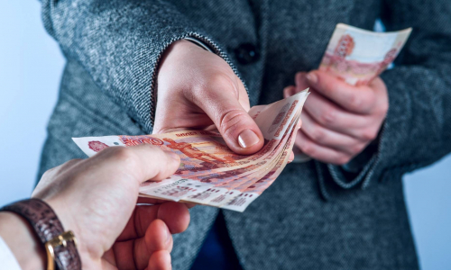 ПФР принял решение выплатить пожилым людям сразу две пенсии к Новому году – даты названы