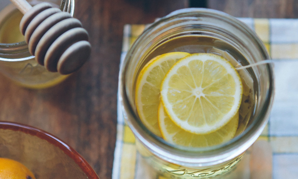 Что будет, если человек выпьет 32 чашки чая с лимоном